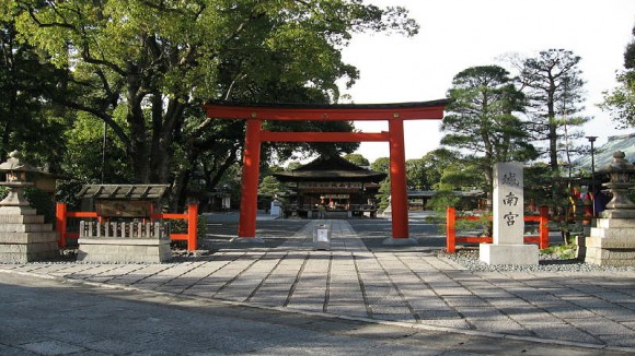 800px-Jonangu_shrine_mini-580x326